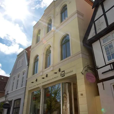 Wohnen Am Schlossplatz Apartment *